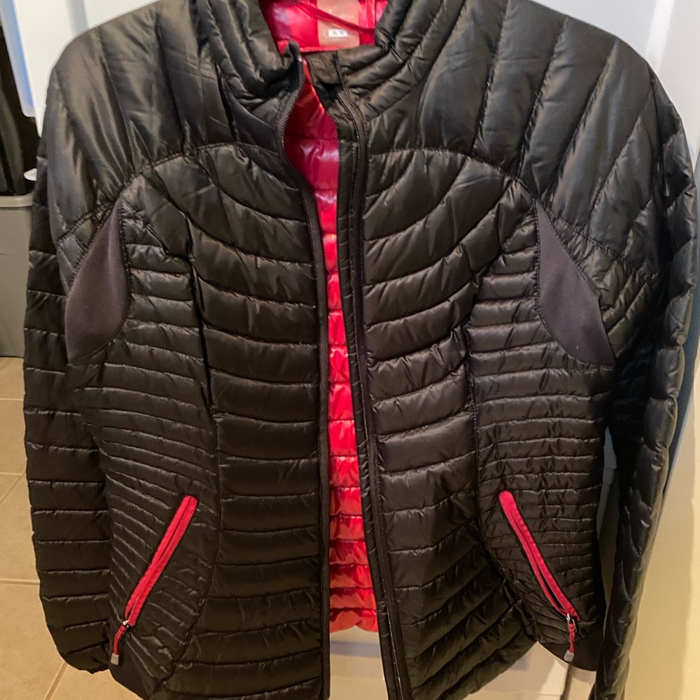 Black and Red Women's Puffer Jacket
